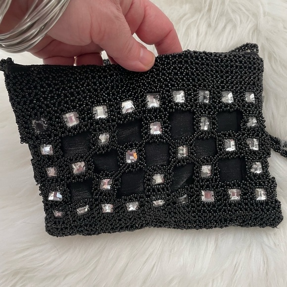 90s Beaded Crossbody Bag – Vintage Boho Glam, Festival-Ready Statement - Picture 4 of 5